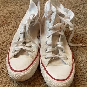 Converse women’s 7